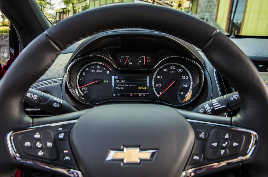  Chevrolet Cruze Premier RS 2016 года  (фото 25 из 34)